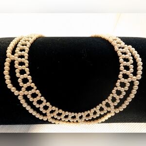 VINTAGE Faux Cream Pearl Bead Collar Choker Necklace Scalloped 16"
